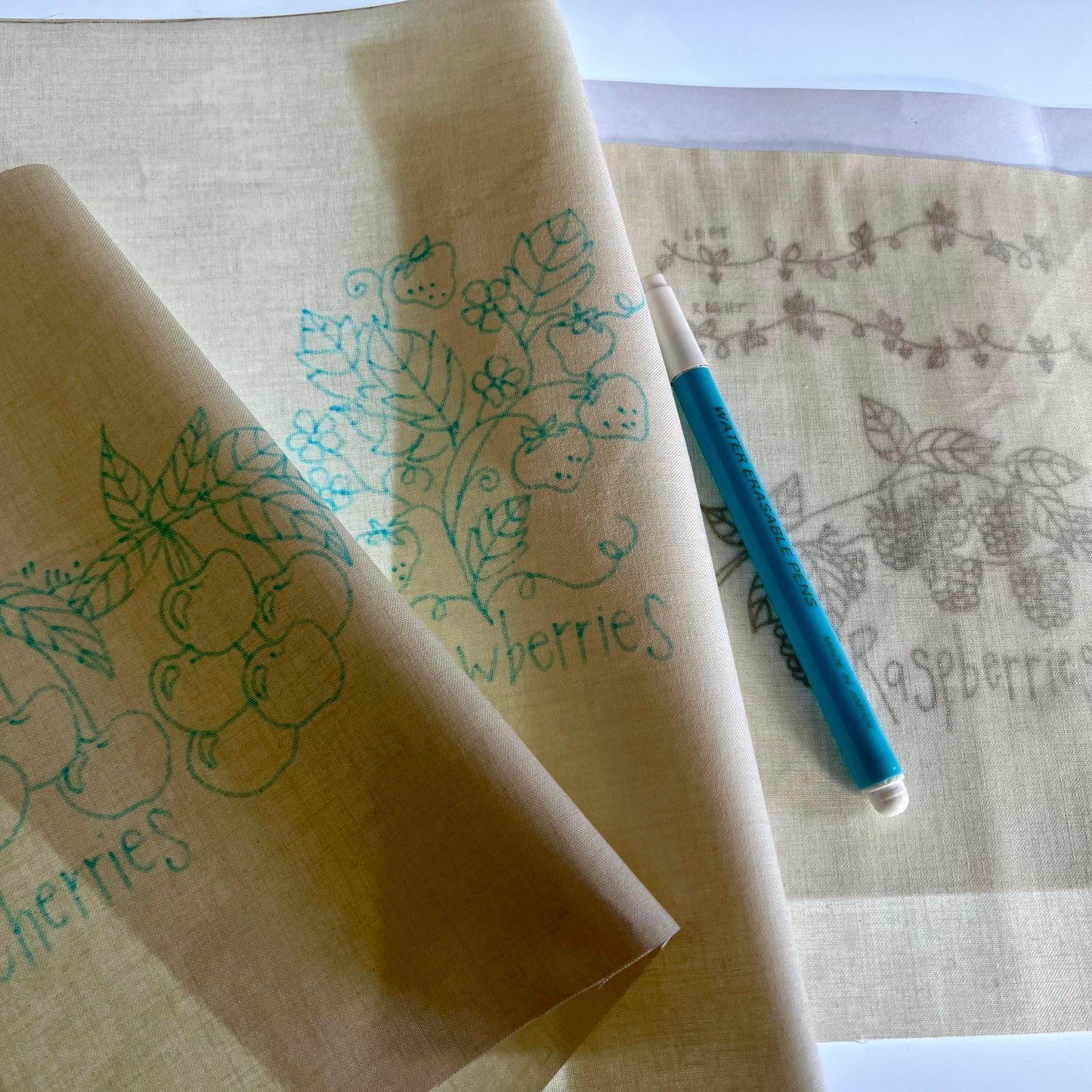 Embroidery Transfer Pen
