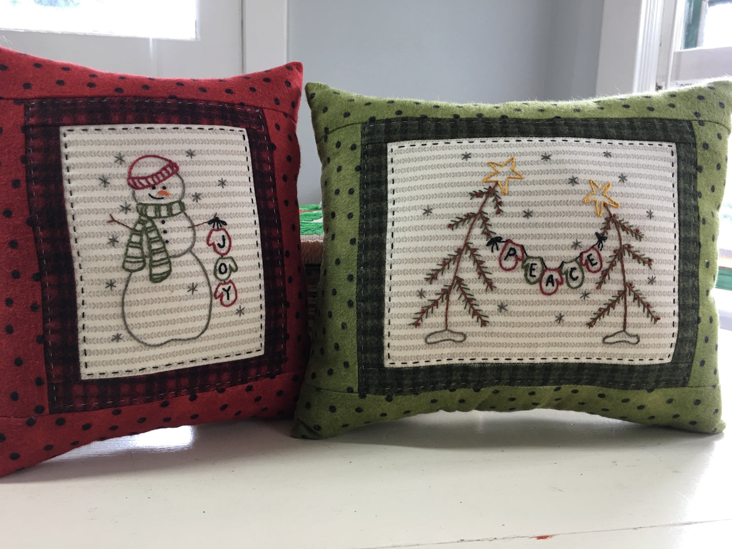 Pattern #028 - The Mittens Were Hung...