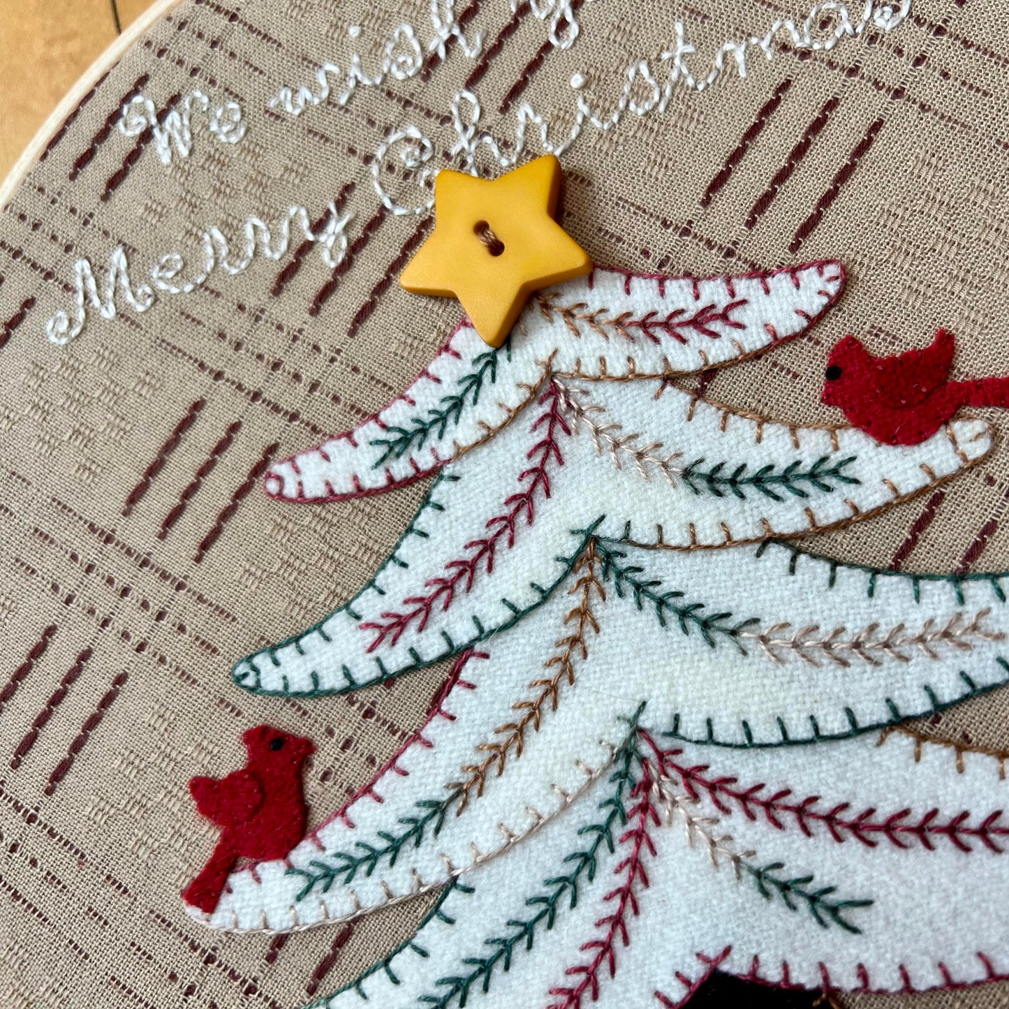 Button #4529 - School Yellow Star