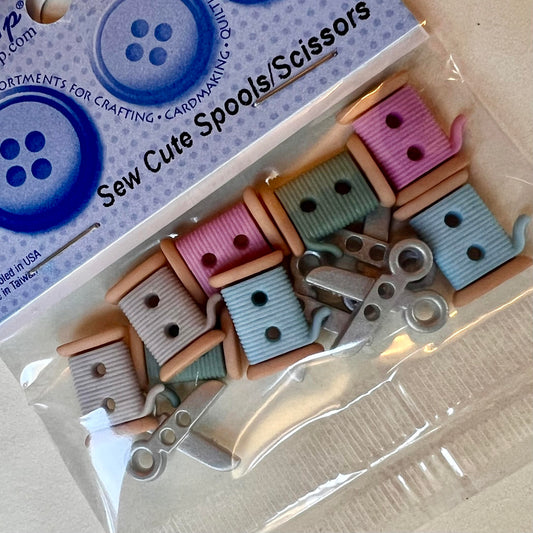 Button #6942 - Sew Cute Spools/Scissors Color