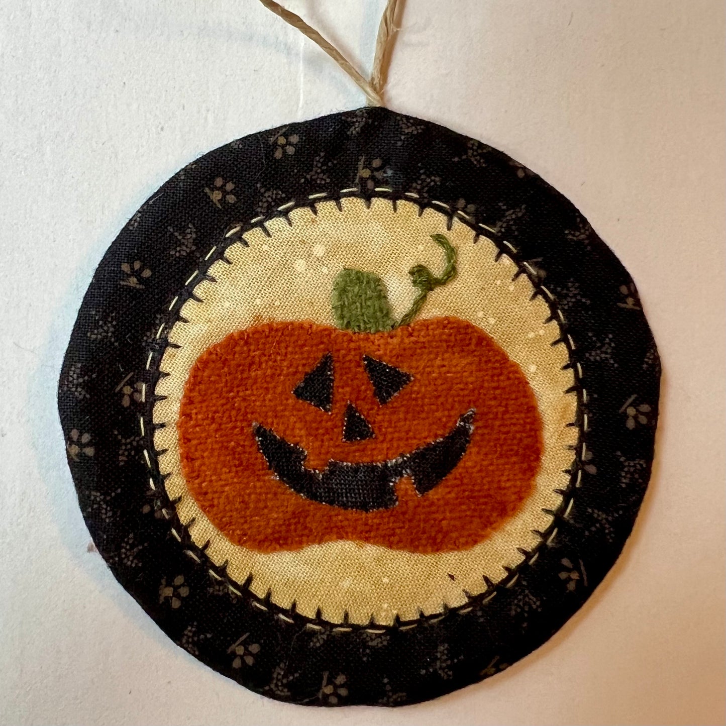 Round Halloween - Finished Ornaments